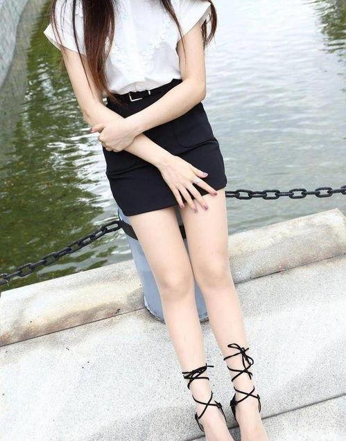 皮肤色的丝袜的图片,探寻肤色丝袜的时尚魅力