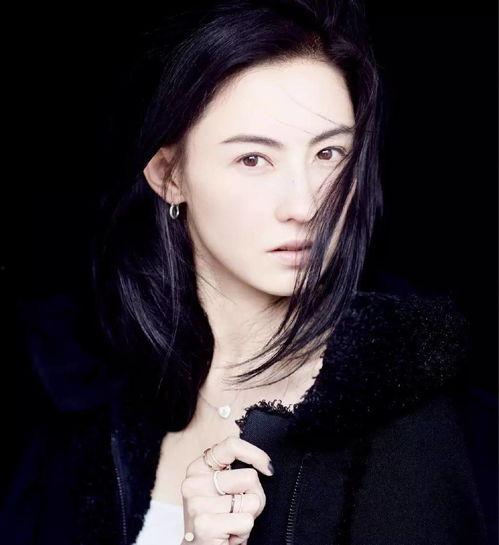明星李青青美吗,娱乐圈的美丽风景线