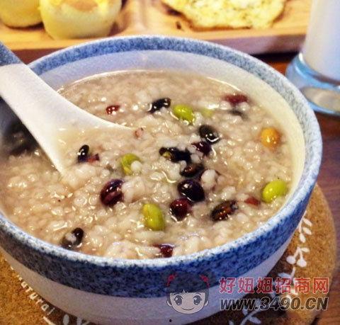 明星爆料吃五谷粥视频,五谷粥的神奇魅力，健康养生新选择